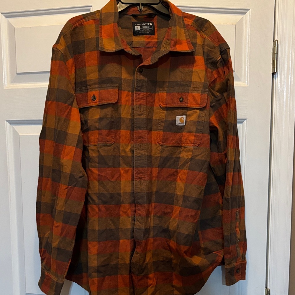 Carhartt Men's Loose Fit Heavyweight Flannel Long Sleeve Plaid Shirt